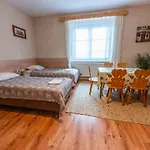 Apartamento Byczy Rog Noclehy Na Hranici Králíky