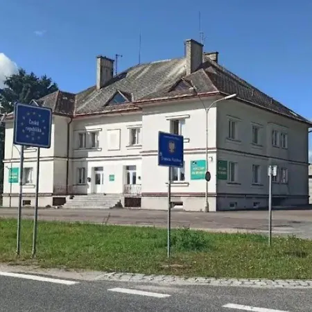 Byczy Rog Noclehy Na Hranici