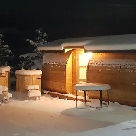 Byczy Rog Noclehy Na Hranici * Kraliky